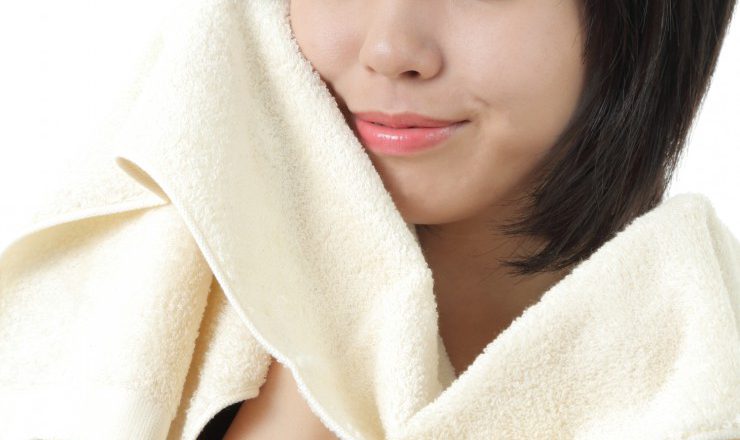 towel_with_model
